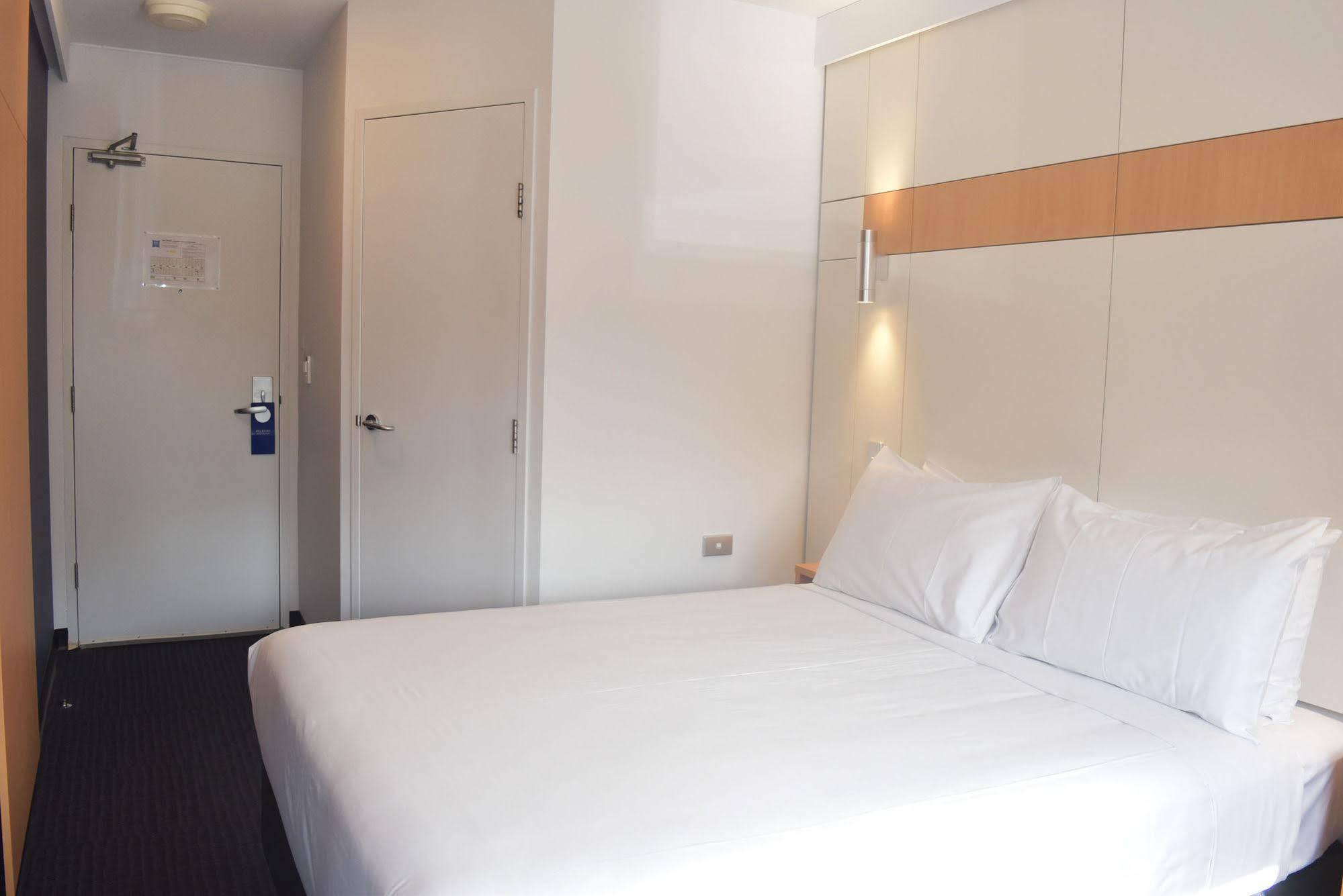 Ibis Budget - Госфорд Екстериор снимка