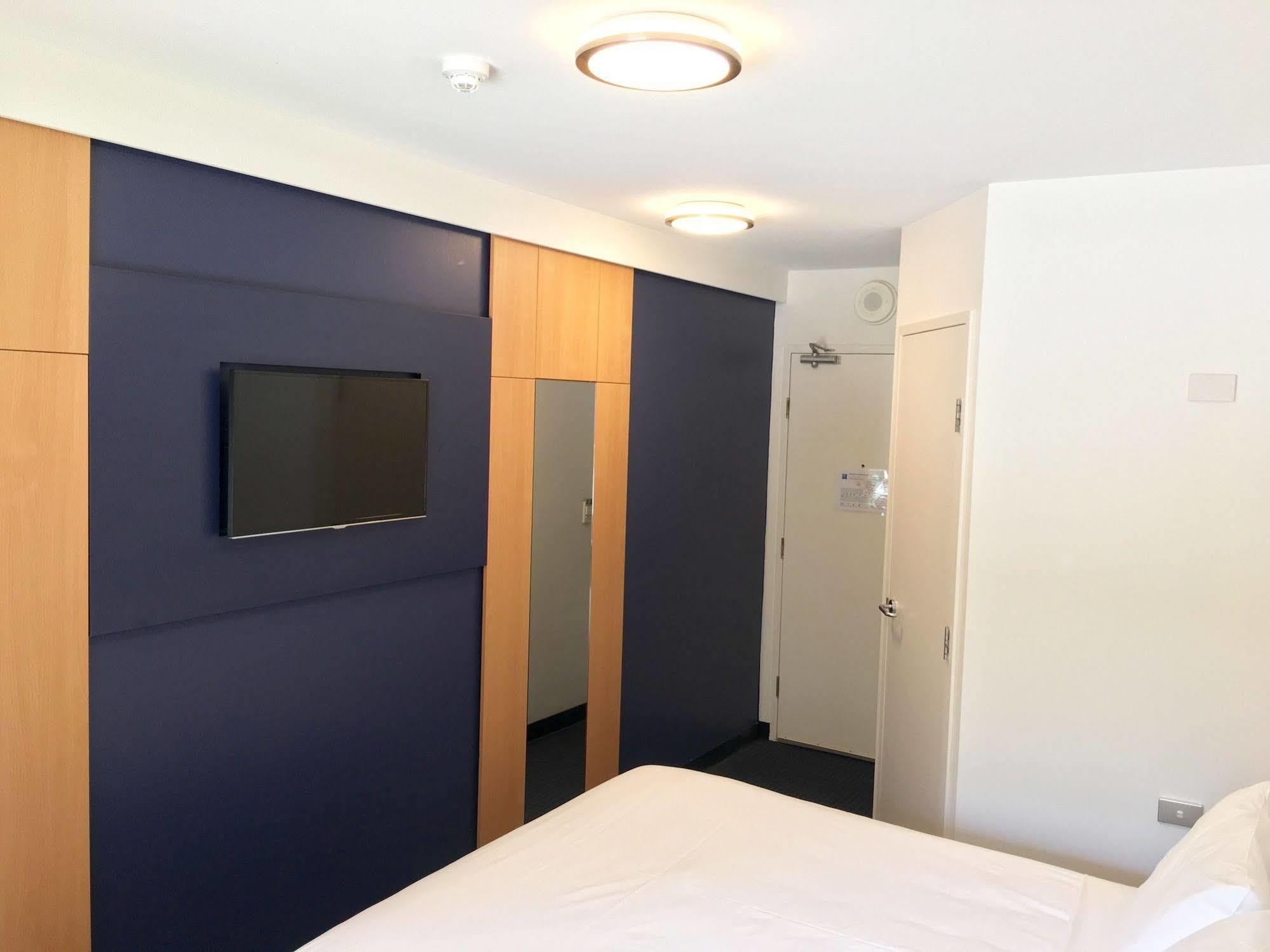 Ibis Budget - Госфорд Екстериор снимка